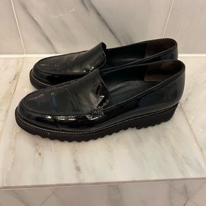 Free shipping! Black patent leather, Paul, green loafers